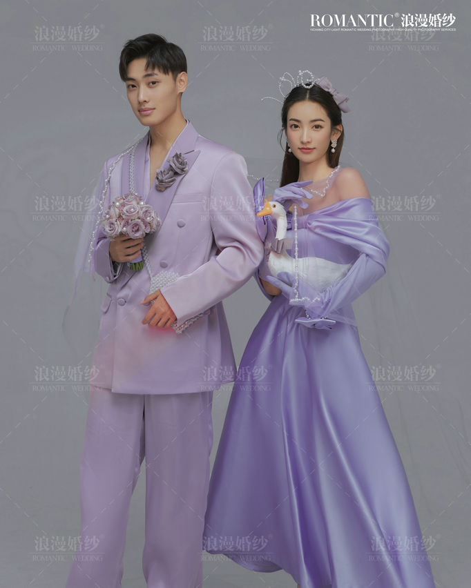 紫色礼服