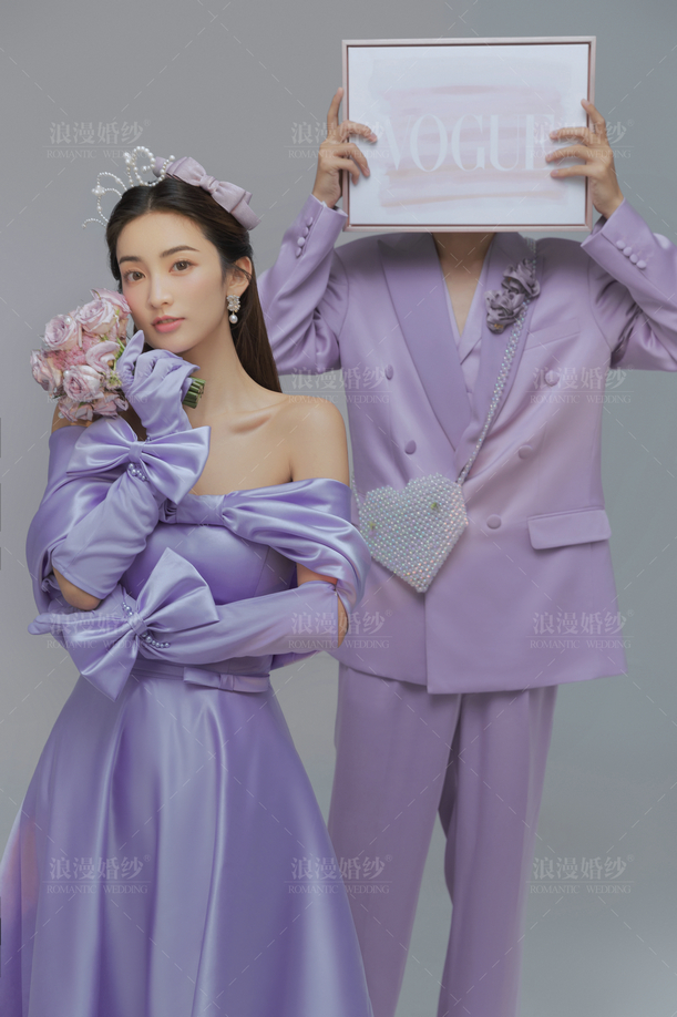 紫色礼服